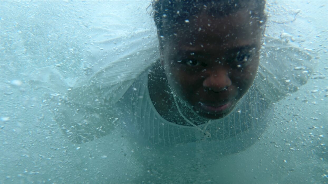 image du film COMING FROM THE SEA