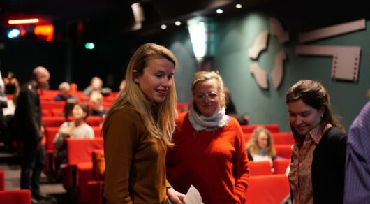 26 mars - ParisDOC - Works-in-Progress, Présentation du film de Stéphanie Roland, DROP! COVER! HOLD ON! © Anna de Fonseca