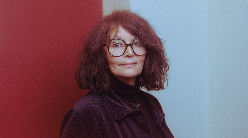 Laurence Garret, UNE ARME À LA MAIN J'AI TRAVERSÉ LE DÉSERT © Léa Rener