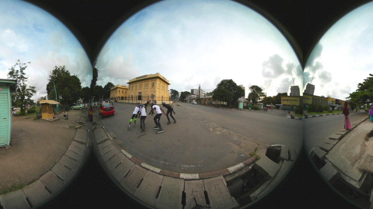 © Max Mbakop _ Lilia Kilburn _ CINEMA NYANGA NJANGI