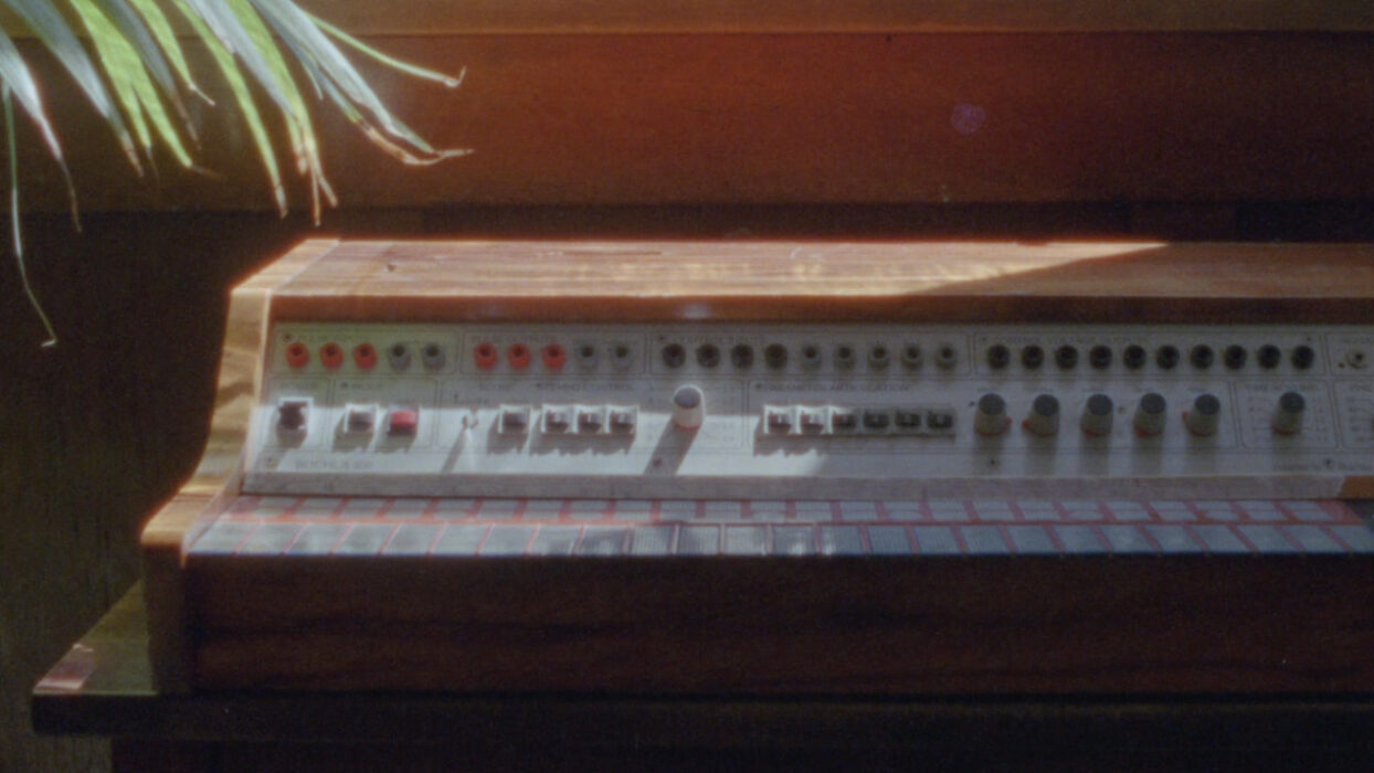 Electro-Pythagorus © Luke Fowler