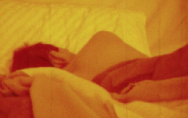 Image issue du film Five Year Diary Reel 22: A Short Affair (and) Going Crazy